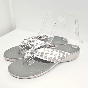 Bass Womens Go To Stylish Gray/White Polka Dot Arch Support Sandals Size 8M